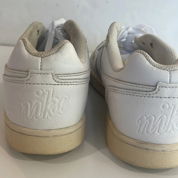 Nike White sneakers size 8.5 - Picture 15 of 16